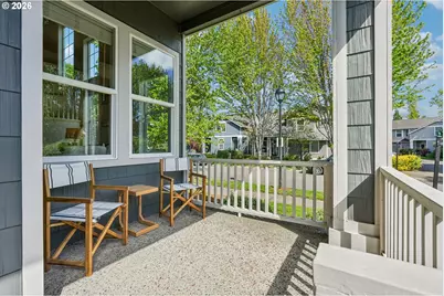 2385 NE 13th Way, Hillsboro, OR 97124 - Photo 2