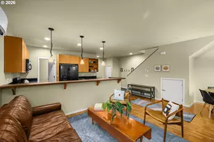 7561 N Leavitt Ave, Portland, OR 97203 - Photo 12