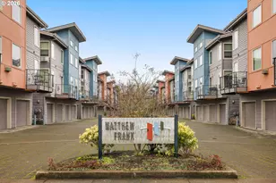 7561 N Leavitt Ave, Portland, OR 97203 - Photo 2