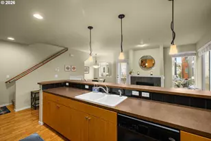 7561 N Leavitt Ave, Portland, OR 97203 - Photo 8