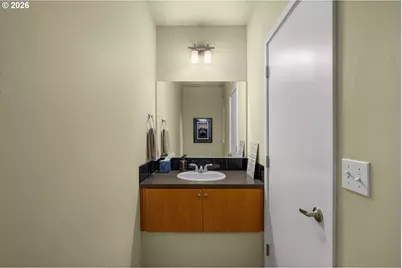 7561 N Leavitt Ave, Portland, OR 97203 - Photo 18