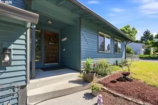 3691 NE 4th St, Gresham, OR 97030 - Photo 4