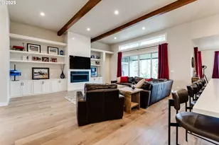 1910 John Day Dr, Eugene, OR 97408 - Photo 8