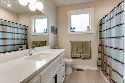 1910 John Day Dr, Eugene, OR 97408 - Photo 38