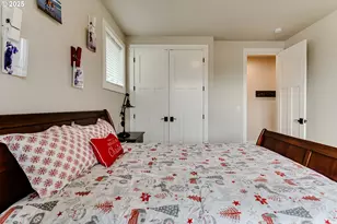 1910 John Day Dr, Eugene, OR 97408 - Photo 32