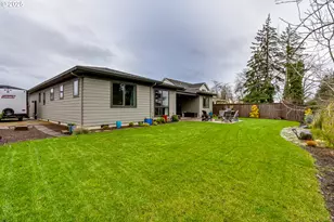 1910 John Day Dr, Eugene, OR 97408 - Photo 46