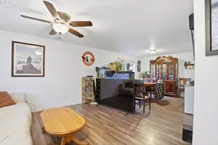 1040 Ashland St, Kalama, WA 98625 - Photo 8