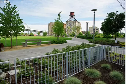 1260 NW Naito Pkwy NW #710, Portland, OR 97209 - Photo 40