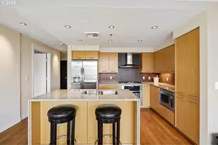 1260 NW Naito Pkwy NW, Portland, OR 97209 - Photo 10
