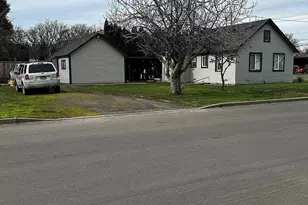1438 SW 2nd St, McMinnville, OR 97128 - Photo 18
