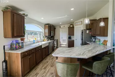 59 Sara View Dr, Goldendale, WA 98620 - Photo 2