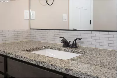 1092 E 1st Ave, Estacada, OR 97023 - Photo 20