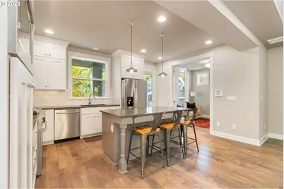 1212 SE Harney St, Portland, OR 97202 - Photo 14