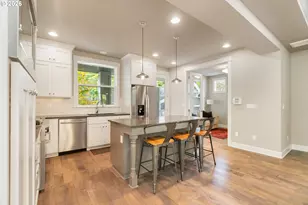 1212 SE Harney St, Portland, OR 97202 - Photo 14