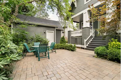 1212 SE Harney St, Portland, OR 97202 - Photo 32