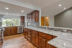 3520 NW Parkview Dr, Beaverton, OR 97006 - Photo 14