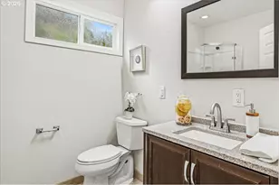 5914 NE 17th Ave, Portland, OR 97211 - Photo 24