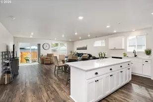 52256 SE 6th Ct, Scappoose, OR 97056 - Photo 8