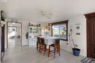 116 NE 8th St, Oakland, OR 97462 - Photo 10