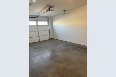 688 E Oregon Ave, Hermiston, OR 97838 - Photo 10