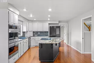 2607 SW Pleasant View Dr, Gresham, OR 97080 - Photo 10