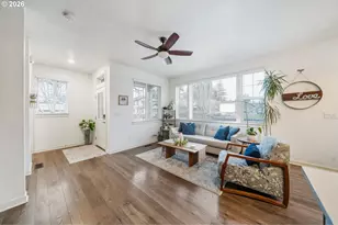 6230 SE Genrosa St, Hillsboro, OR 97123 - Photo 8