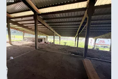 355 Banks Creek Rd, Sutherlin, OR 97479 - Photo 46