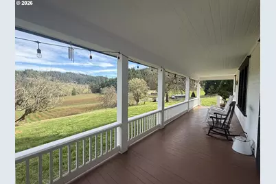 355 Banks Creek Rd, Sutherlin, OR 97479 - Photo 8