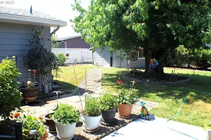 131 Mountain View Ave, Myrtle Creek, OR 97457 - Photo 36