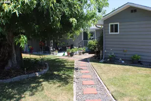 131 Mountain View Ave, Myrtle Creek, OR 97457 - Photo 30