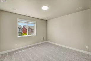 1011 SW 18th Way, Troutdale, OR 97060 - Photo 18