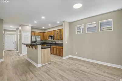 1011 SW 18th Way, Troutdale, OR 97060 - Photo 8