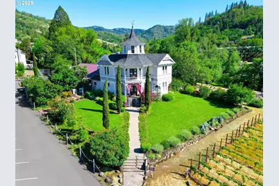 1772 SE Jackson St, Roseburg, OR 97470 - Photo 24