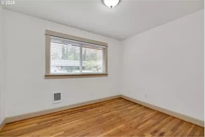 9334 N Lombard St #9, Portland, OR 97203 - Photo 8
