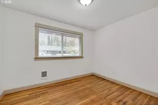 9334 N Lombard St, Portland, OR 97203 - Photo 8