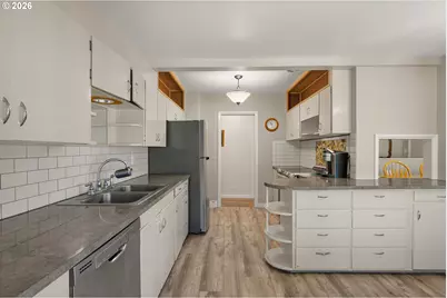 3545 SW 90th Ave, Portland, OR 97225 - Photo 10