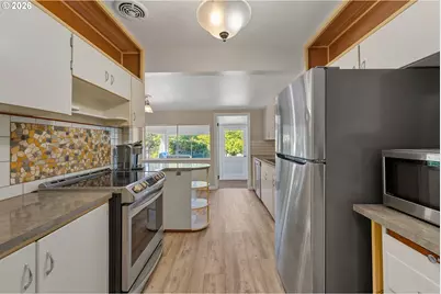 3545 SW 90th Ave, Portland, OR 97225 - Photo 14