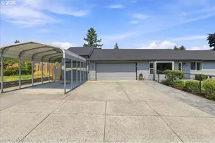 1312 NW 88th St, Vancouver, WA 98665 - Photo 2
