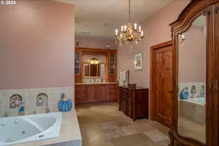 26480 SW Wilken Ln, West Linn, OR 97068 - Photo 38