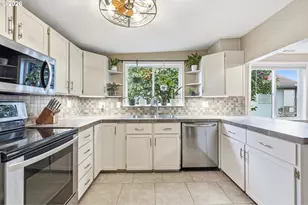 1026 Prospect St, Oregon City, OR 97045 - Photo 12