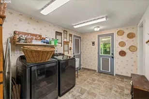 32477 W Saginaw Rd, Cottage Grove, OR 97424 - Photo 16