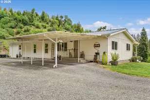 32477 W Saginaw Rd, Cottage Grove, OR 97424 - Photo 2