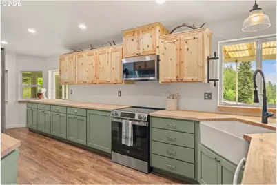 32477 W Saginaw Rd, Cottage Grove, OR 97424 - Photo 10