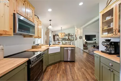 32477 W Saginaw Rd, Cottage Grove, OR 97424 - Photo 12