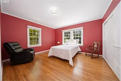 660 SW Evans St, Portland, OR 97219 - Photo 18