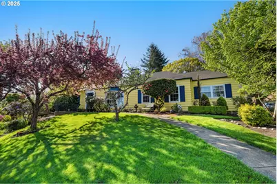 660 SW Evans St, Portland, OR 97219 - Photo 1