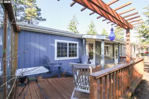 135 43rd Way, Florence, OR 97439 - Photo 4