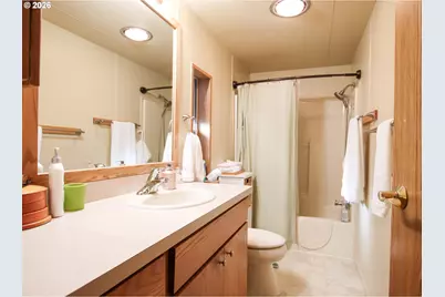 135 43rd Way, Florence, OR 97439 - Photo 18