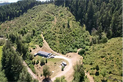 9924 N Myrtle Rd, Myrtle Creek, OR 97457 - Photo 2