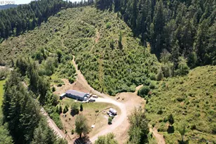 9924 N Myrtle Rd, Myrtle Creek, OR 97457 - Photo 2